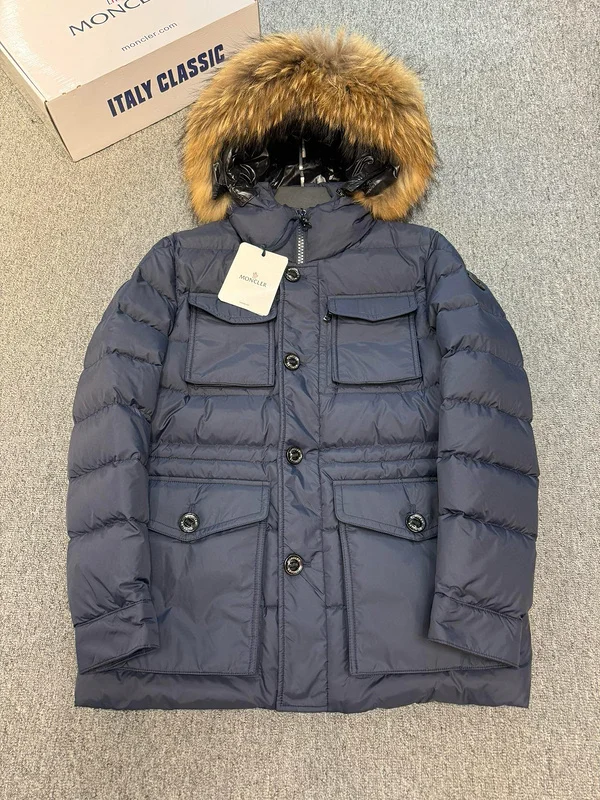Moncler sz1-6 26yr240 (1)